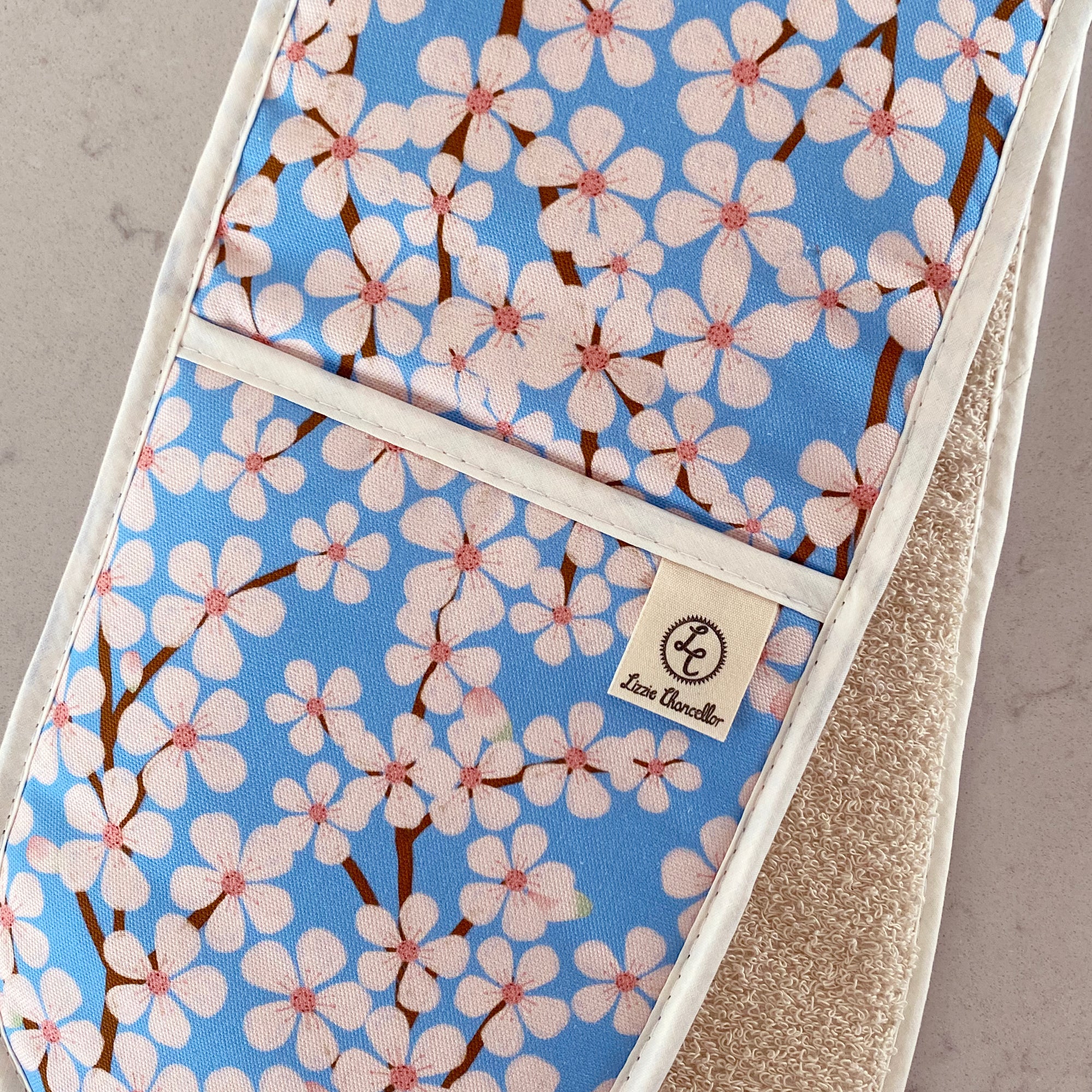 japanese blossom oven gloves