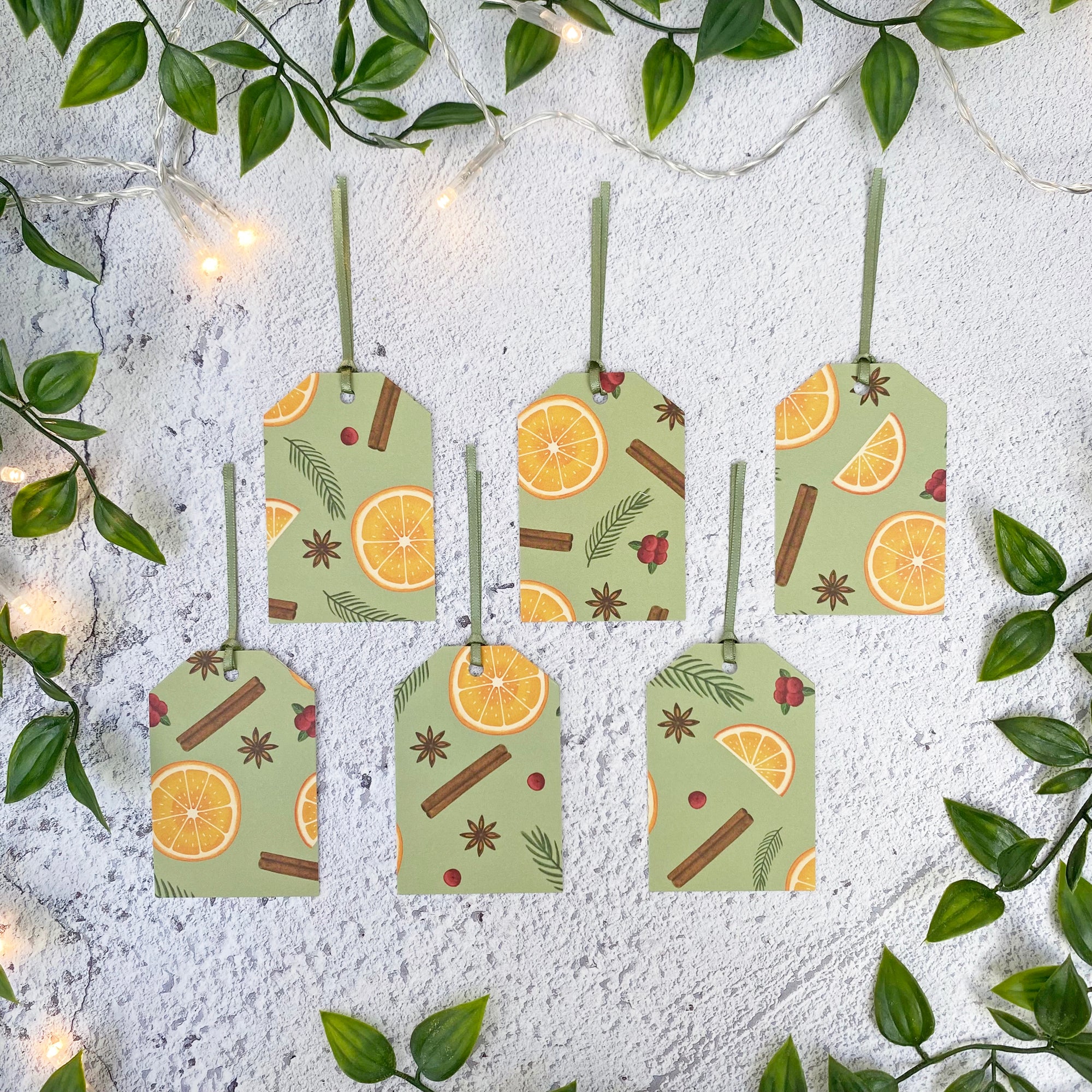 Oranges and cinnamon gift tags