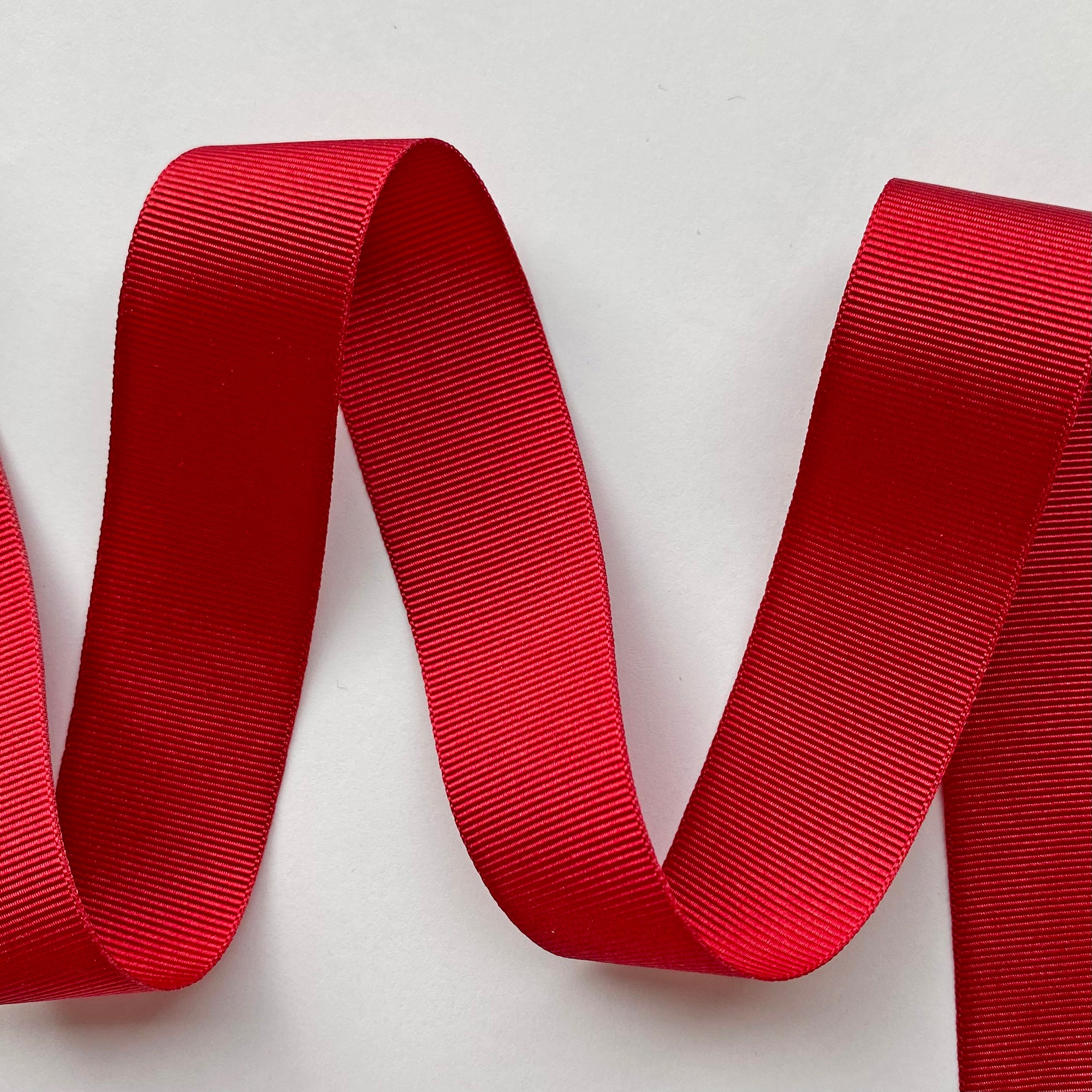 Maroon Ribon Maroon Ribbon – Lizzie Chancellor